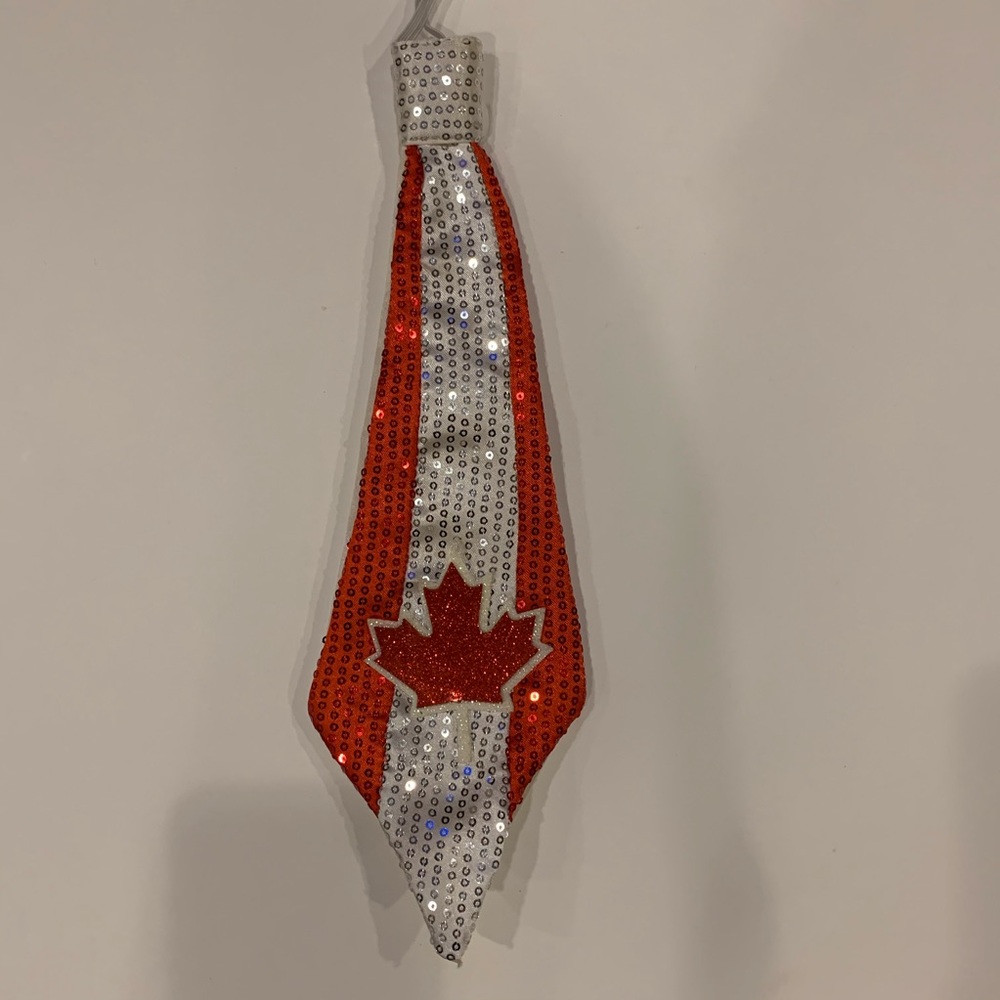Canadian‎ Tie